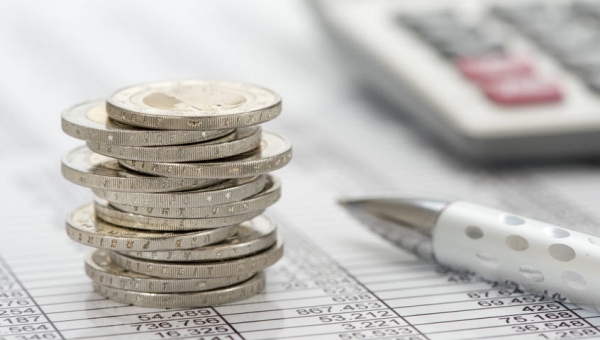 חודש אחרי הפטירה ולא יותר משלושה חודשים