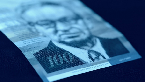 מה עדיף קרן השתלמות או קופת גמל להשקעה